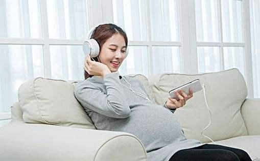 受過(guò)胎教的寶寶和普通寶寶有什么不同？專家說(shuō)體現(xiàn)在這5方面